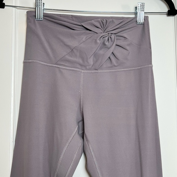 Lululemon Align High-Rise Tight 28" *Twist Waist Violet Verbena Size 4 - Picture 7 of 8